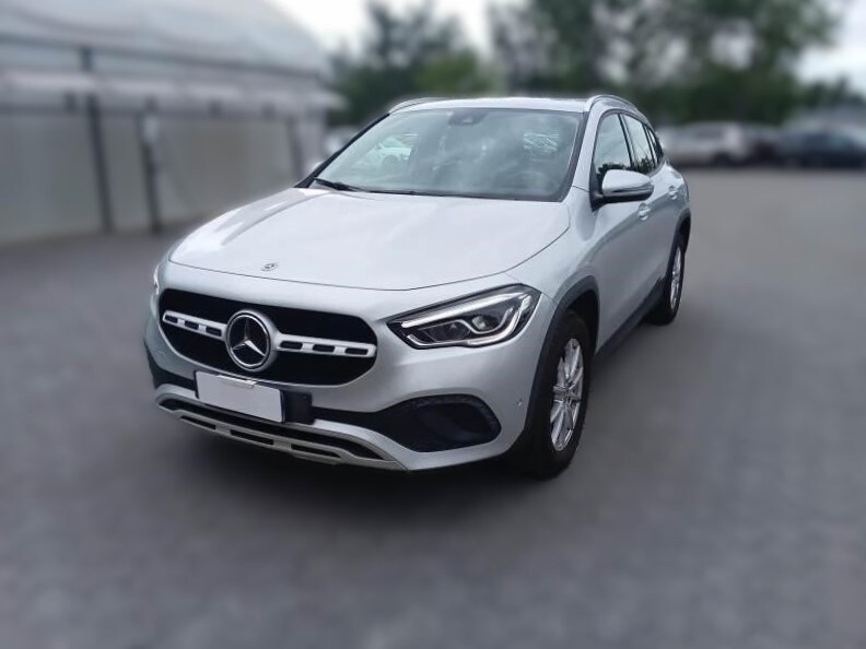 MERCEDES GLA          (H247)